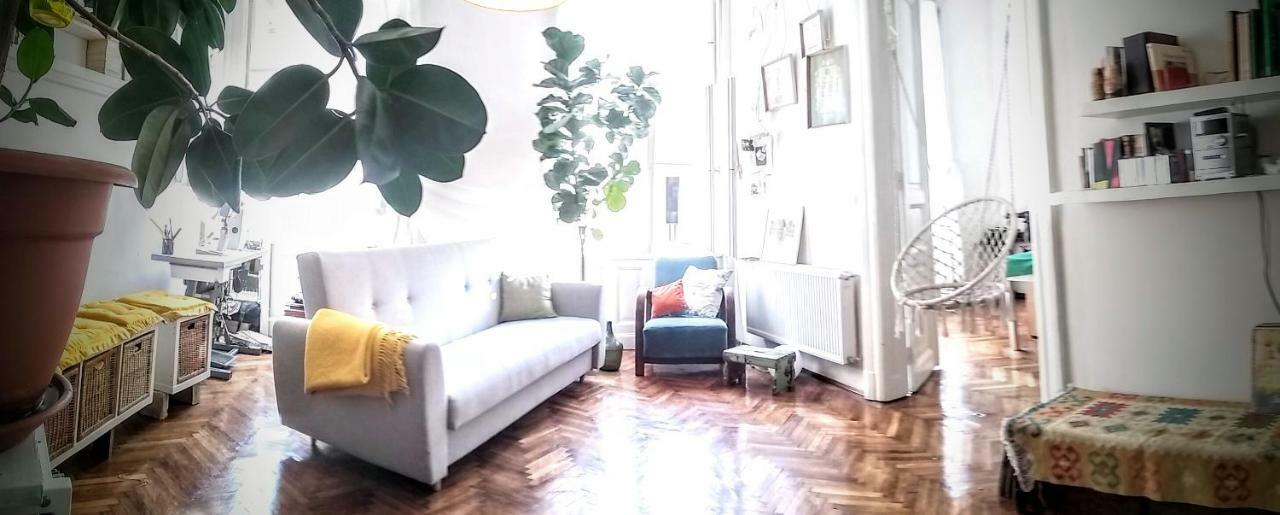 Jolie Apartment In Historical Center ブダペスト エクステリア 写真